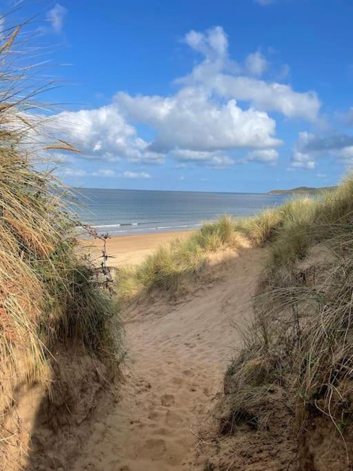 Linnet, Moor And Sea Holidays, Set Perfectly Between Exmoor And The Sea Lynton Exterior photo